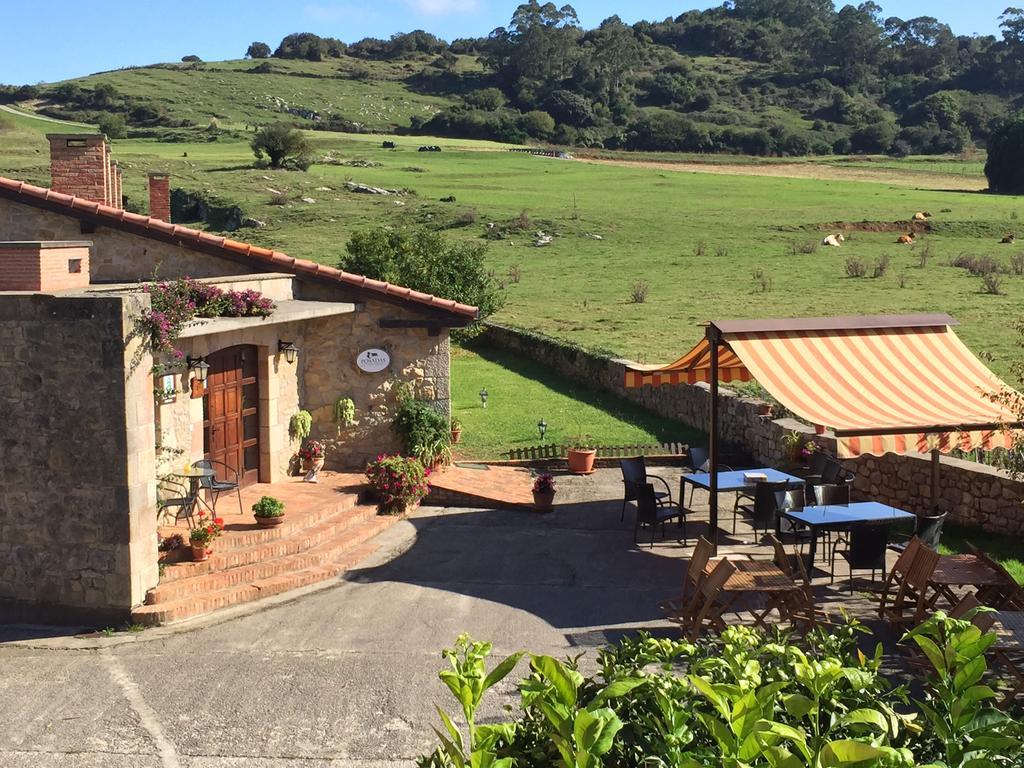 Posada La Roblera Guest House Orena Exterior photo